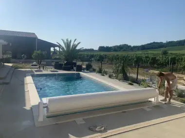 Installation de volet de sécurité de piscine à Bordeaux