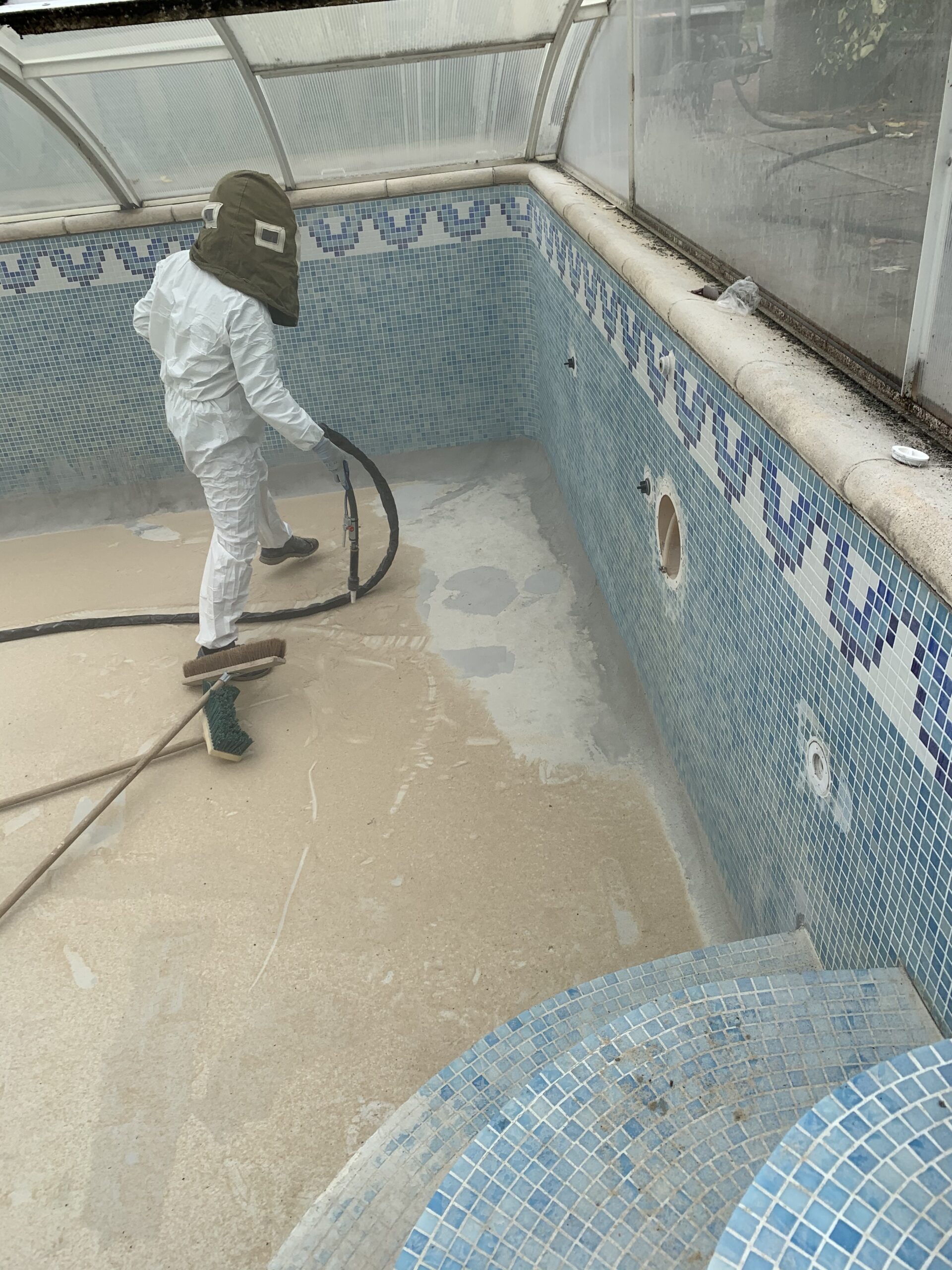 Rénovation de piscine Bordeaux : redonnez vie à votre espace aquatique avec élégance et efficacité